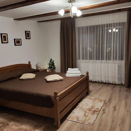 Vila Casa Ramo Rîşnov Exteriér fotografie